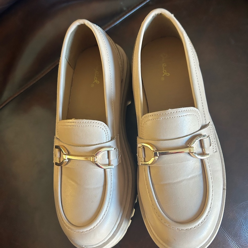 Loafers - Picture 3 of 7